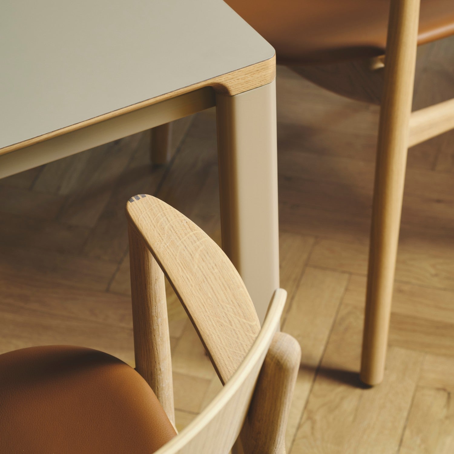 ASGER - Chair