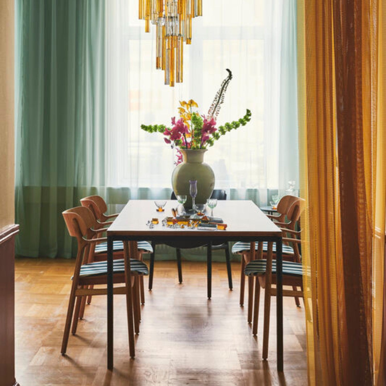 ASGER - Chair