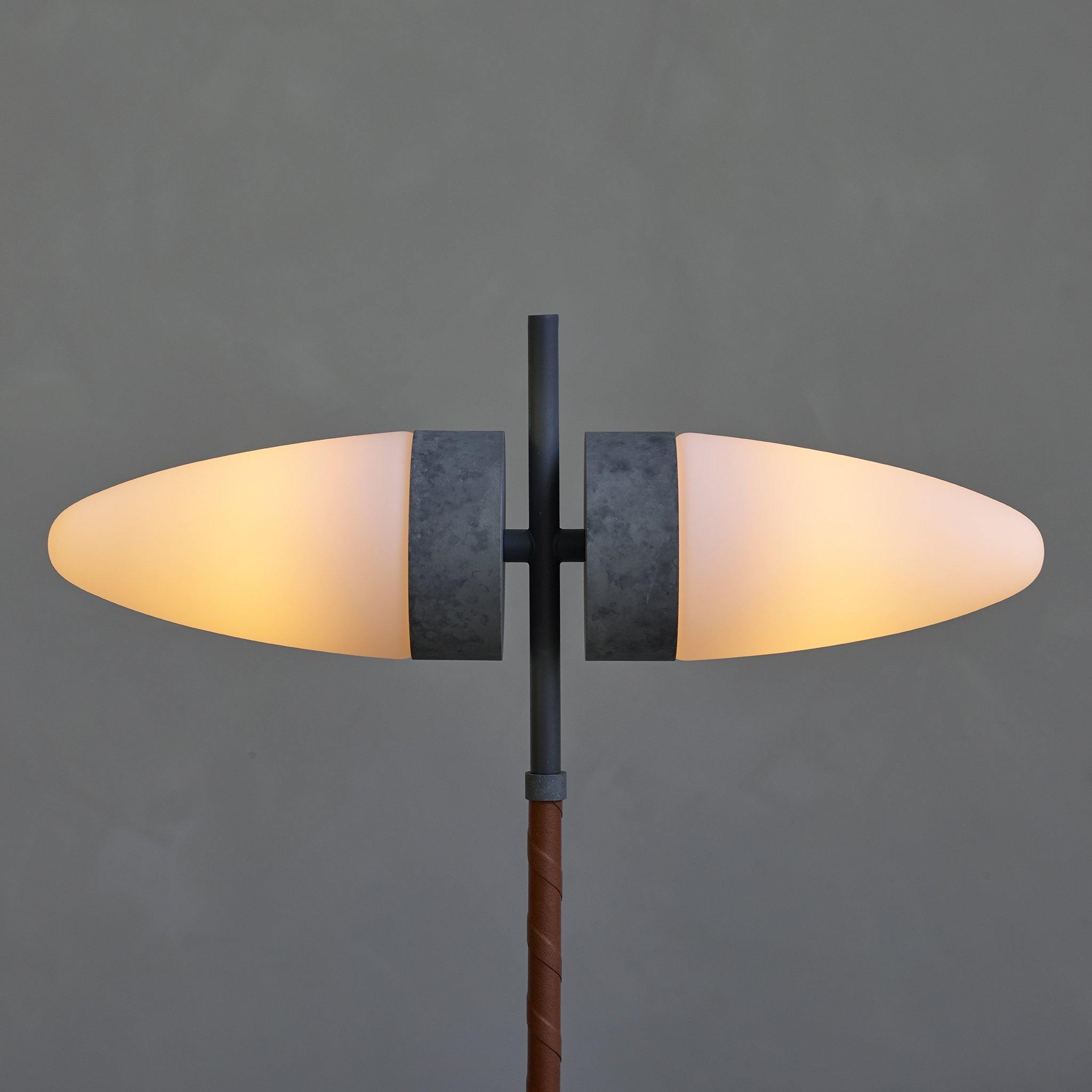 BULL - Table Lamp - Luminesy